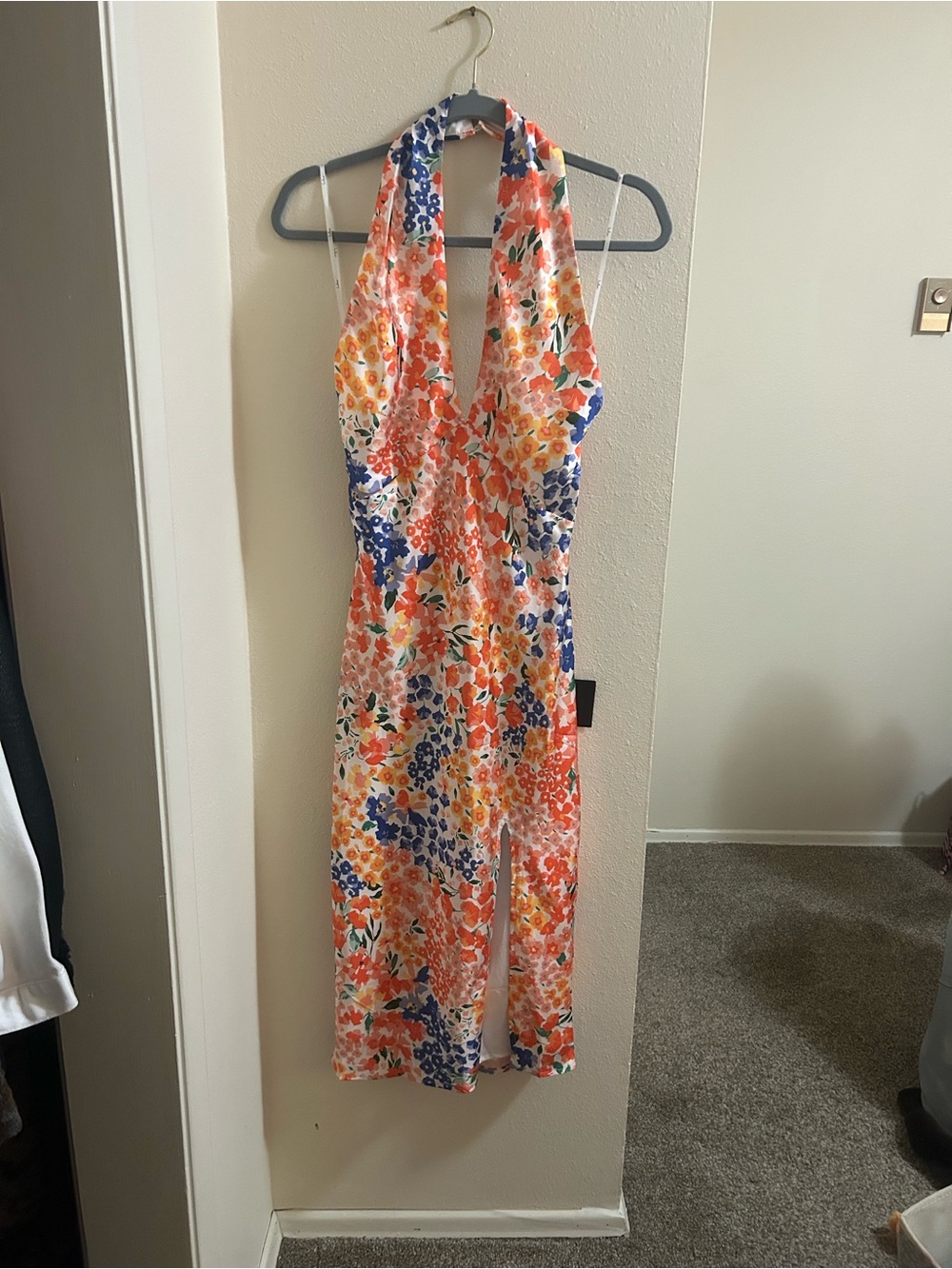 Lulu’s NWT Floral Halter Midi Dress